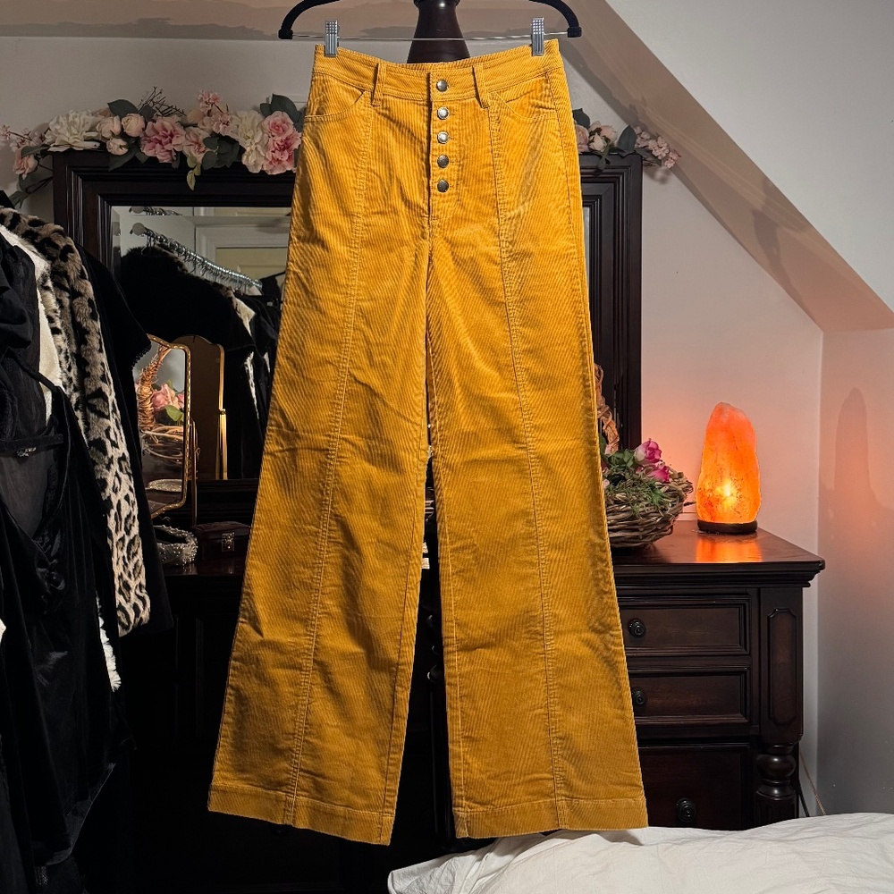 Spell Stevie corduroy pants in Antique Tan small